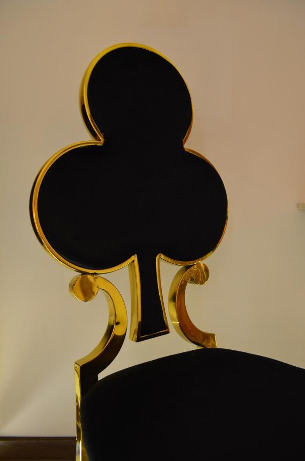 Hidden Bank: Golden Apartment Plovdiv Luaran gambar
